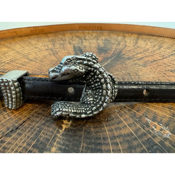 Hartnell VTG womens Pewter Alligator buckle Grain Calfskin thin leather belt M - Picture 2 of 12